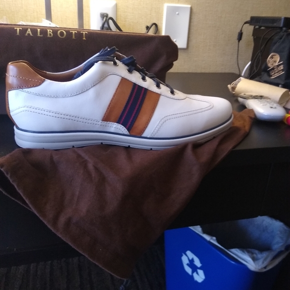 Robert Talbott Italian leather tennis shoes